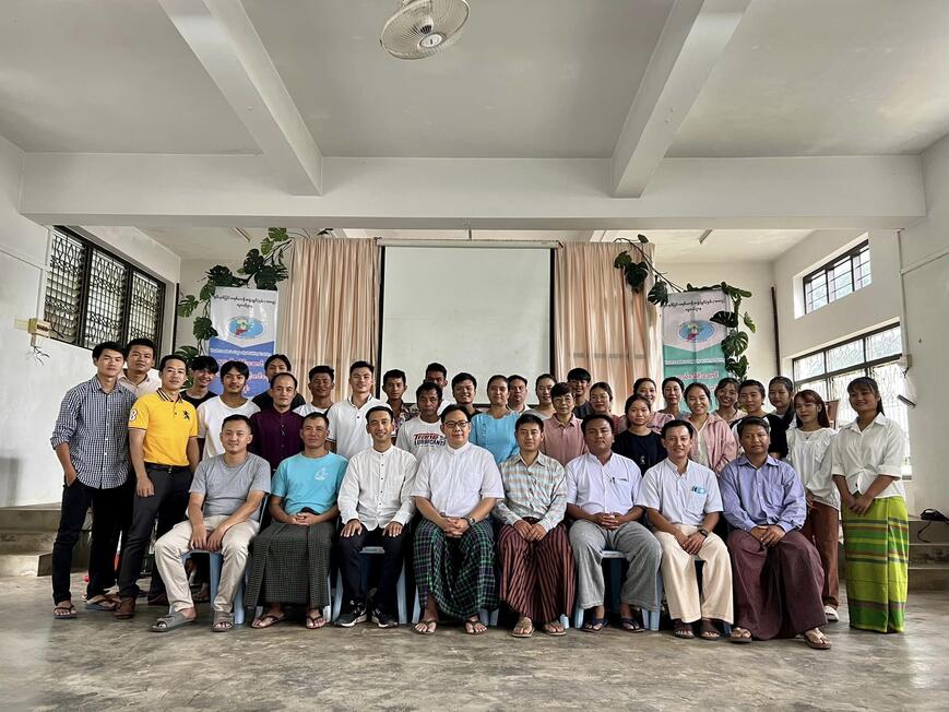 ပၢင်သွၼ်သႃႇမႃႇၵျၢမ်းလိၵ်ႈပုၼ်ႈၵူၼ်းဢွၼ်ႁိုဝ်ၵူၼ်းၼုမ်ႇ